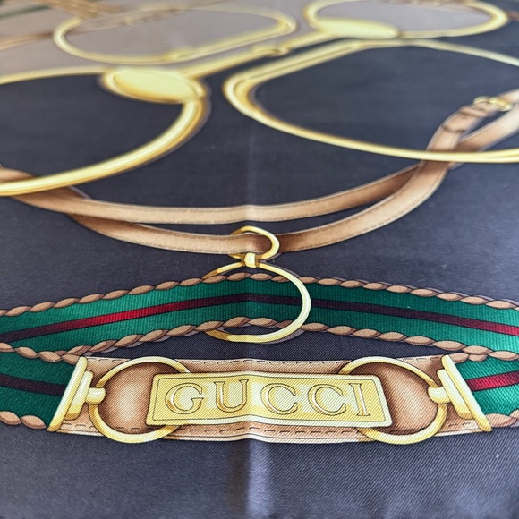 Authentic GUCCI Scarf - Picture 3 of 8